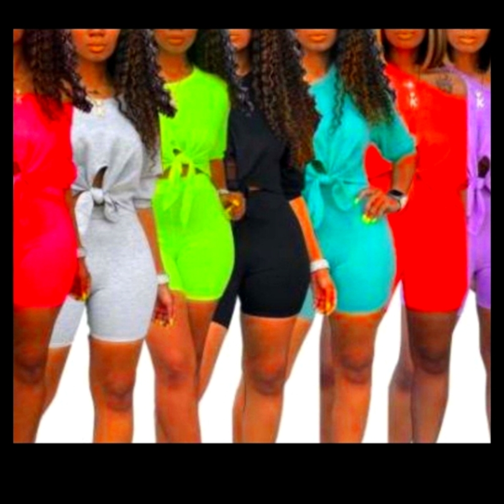 Colorful Women's Tie-Front Romper Set